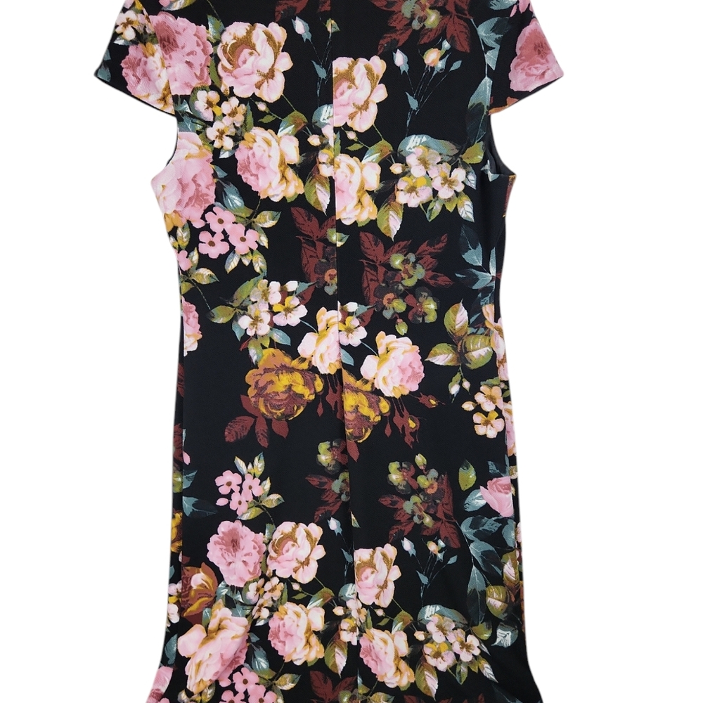NWT, Dressbarn, Women's black floral dress. Has cap sleeves. Slim fit, Size 12 - Picture 3 of 7